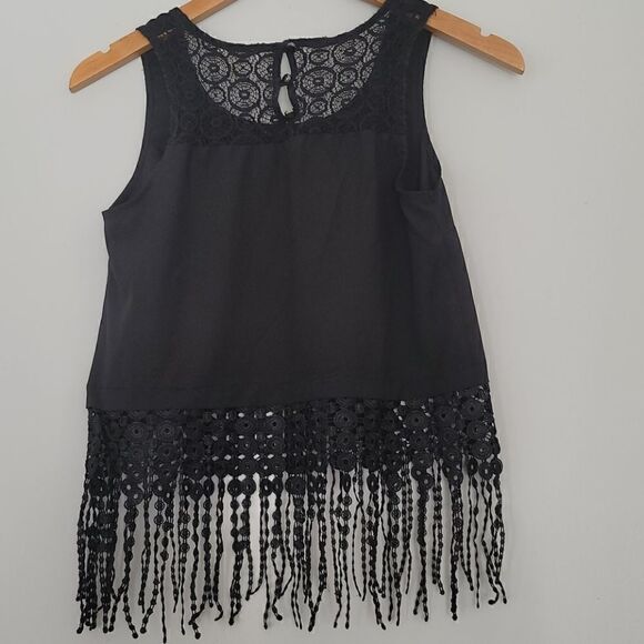 Monteau Sleeveless Top - Size S - Picture 4 of 6